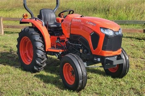 2026 Kubota L2502 HST 4WD