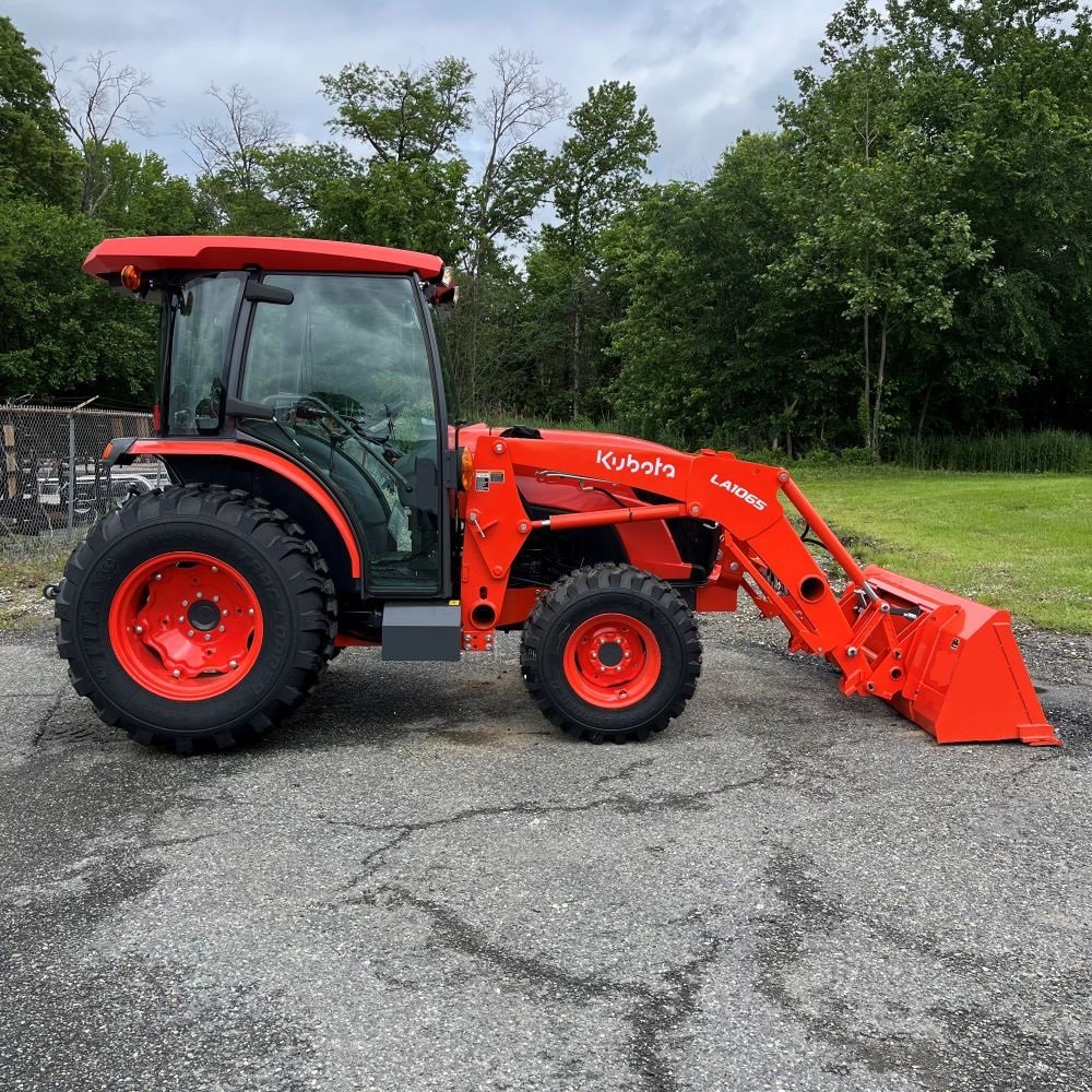 Kubota MX4900HSTC 4WD Tractor - Image 8